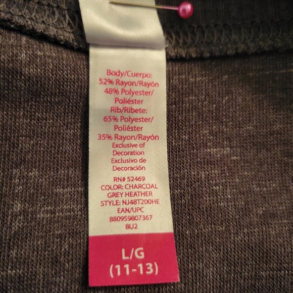 No Boundaries Charcoal Gray Super Soft Scoop Neck Sweater - Picture 7 of 7